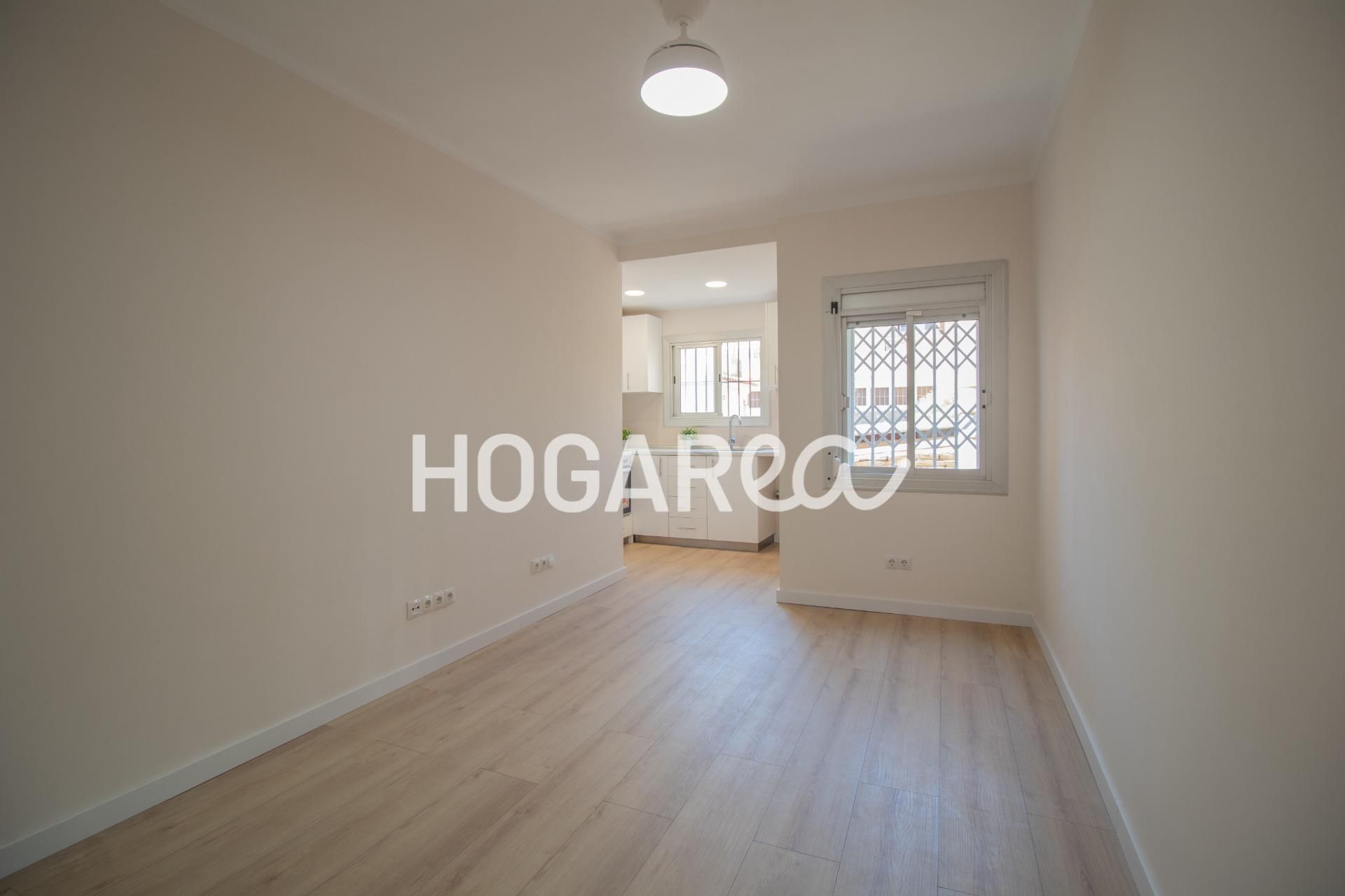 Bedroom of Flat for sale in L'Hospitalet de Llobregat