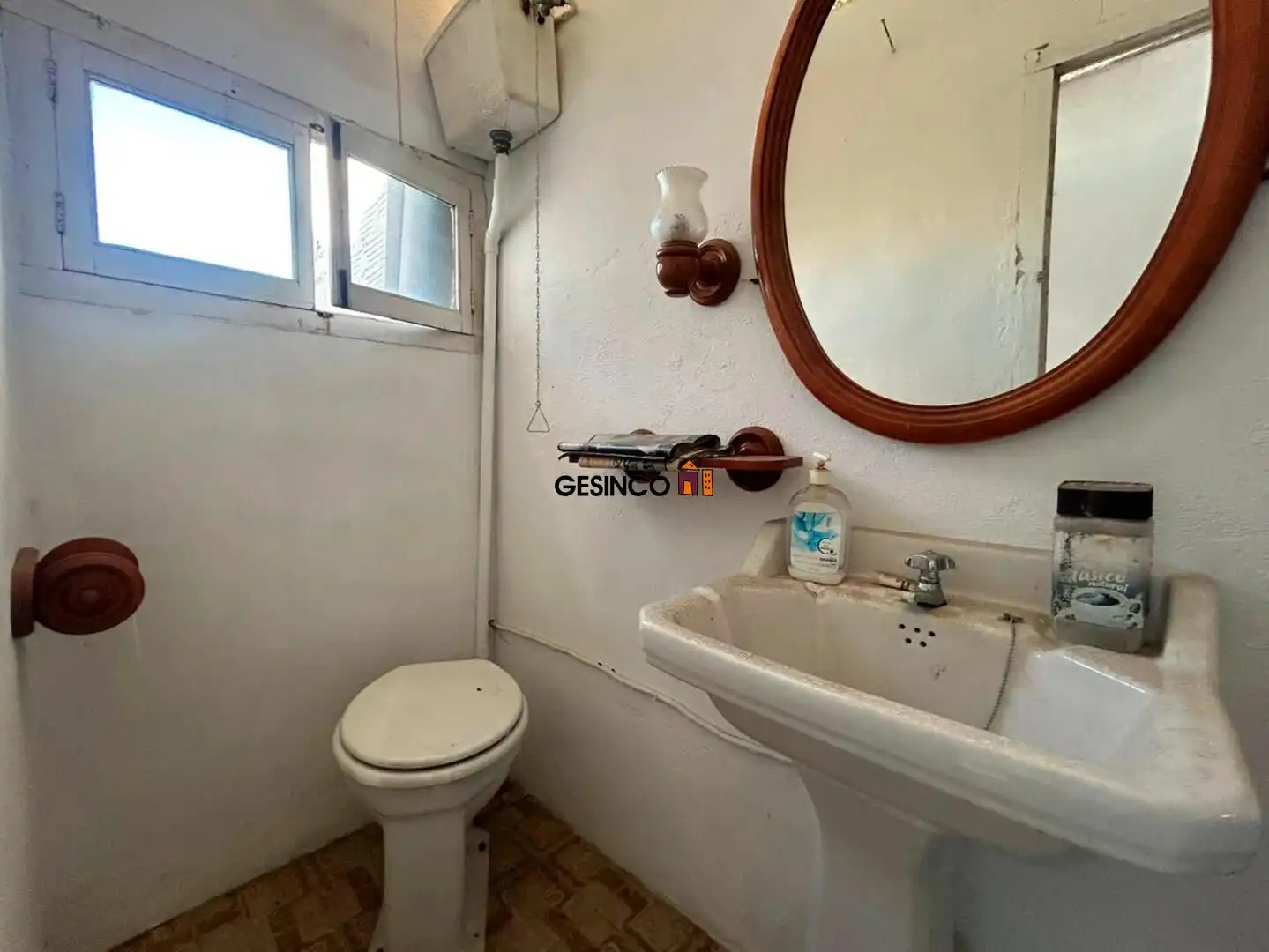 Badezimmer von Haus oder Chalet zum Verkauf in Manuel mit Terrasse