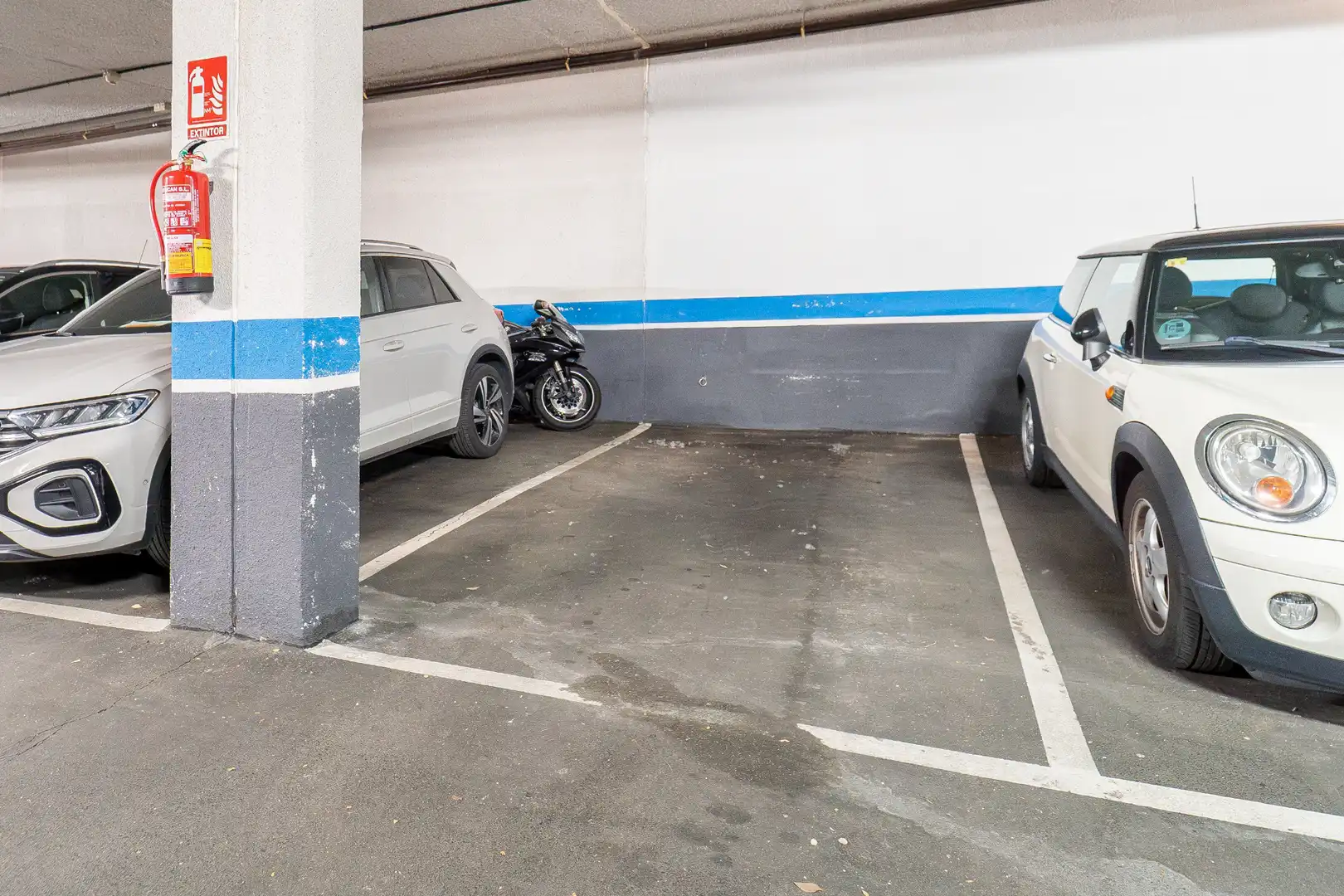 Parkplatz von Wohnung zum Verkauf in Las Rozas de Madrid mit Heizung, Privatgarten und Parkett