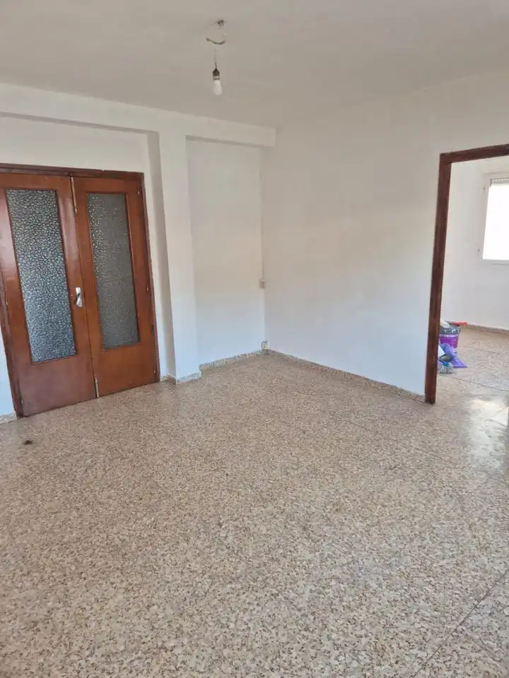 Wohnung zum Verkauf in Almansa mit Balkon