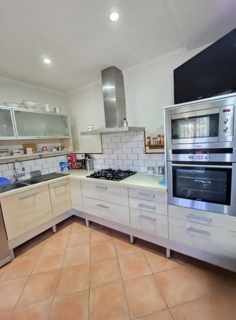 Cocina de Casa o chalet en venta en Sant Fost de Campsentelles con Aire acondicionado, Calefacción y Jardín privado