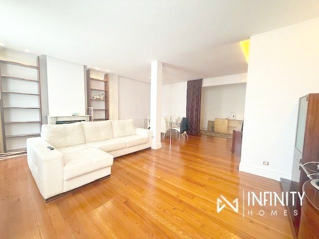 Sala de estar de Piso de alquiler en Bilbao  con Calefacción