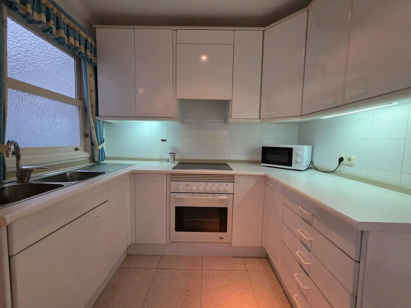 Cuina de Pis en venda en Las Palmas de Gran Canaria amb Parquet