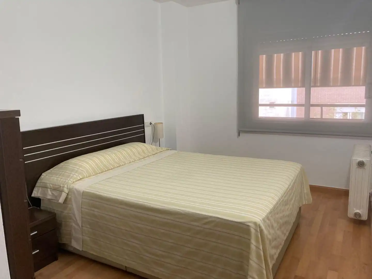 Habitación de Piso de alquiler en Mollet del Vallès con Calefacción, Parquet y Amueblado