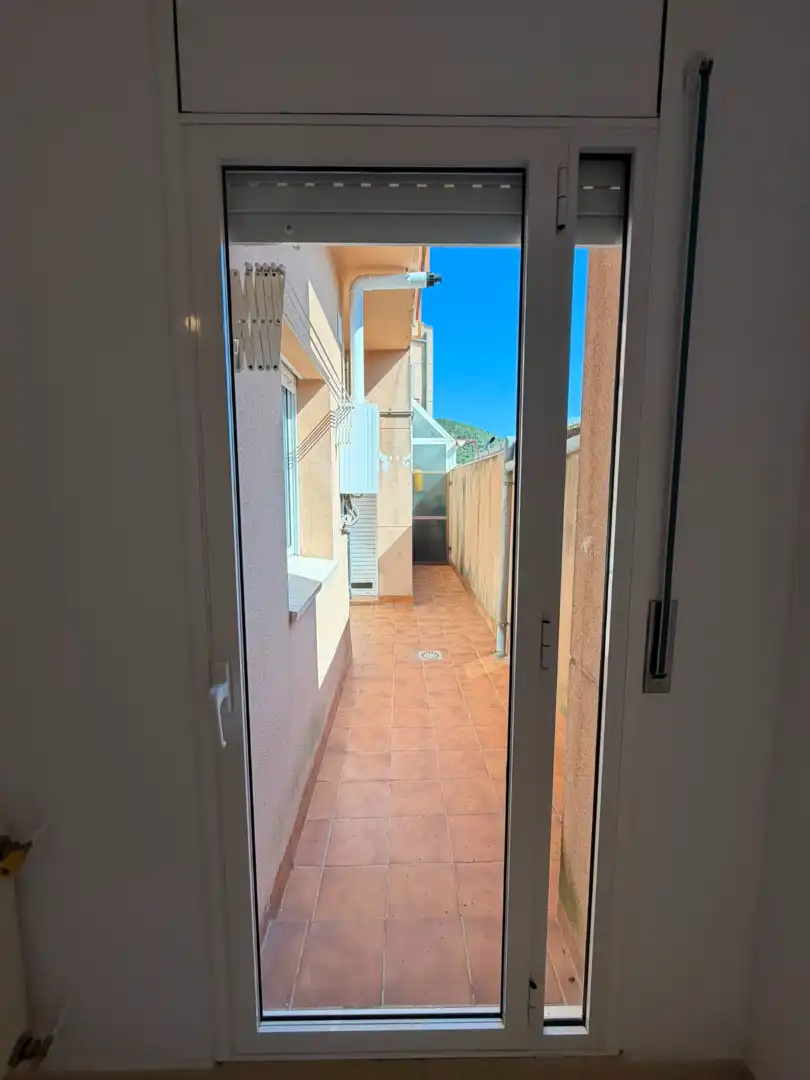 Flat with terrace for sale in Carrer de Maria Escalfet, imagen 13