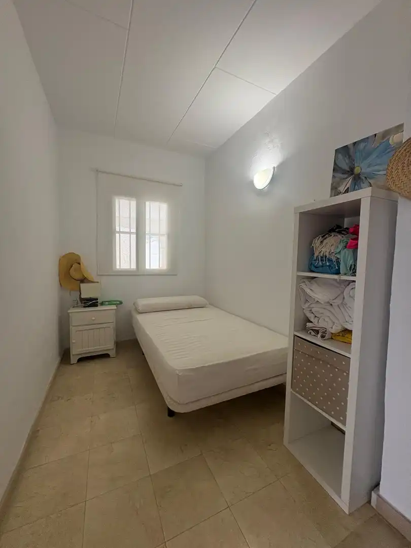 Dormitori de Casa adosada en venda en Dénia amb Traster i Moblat