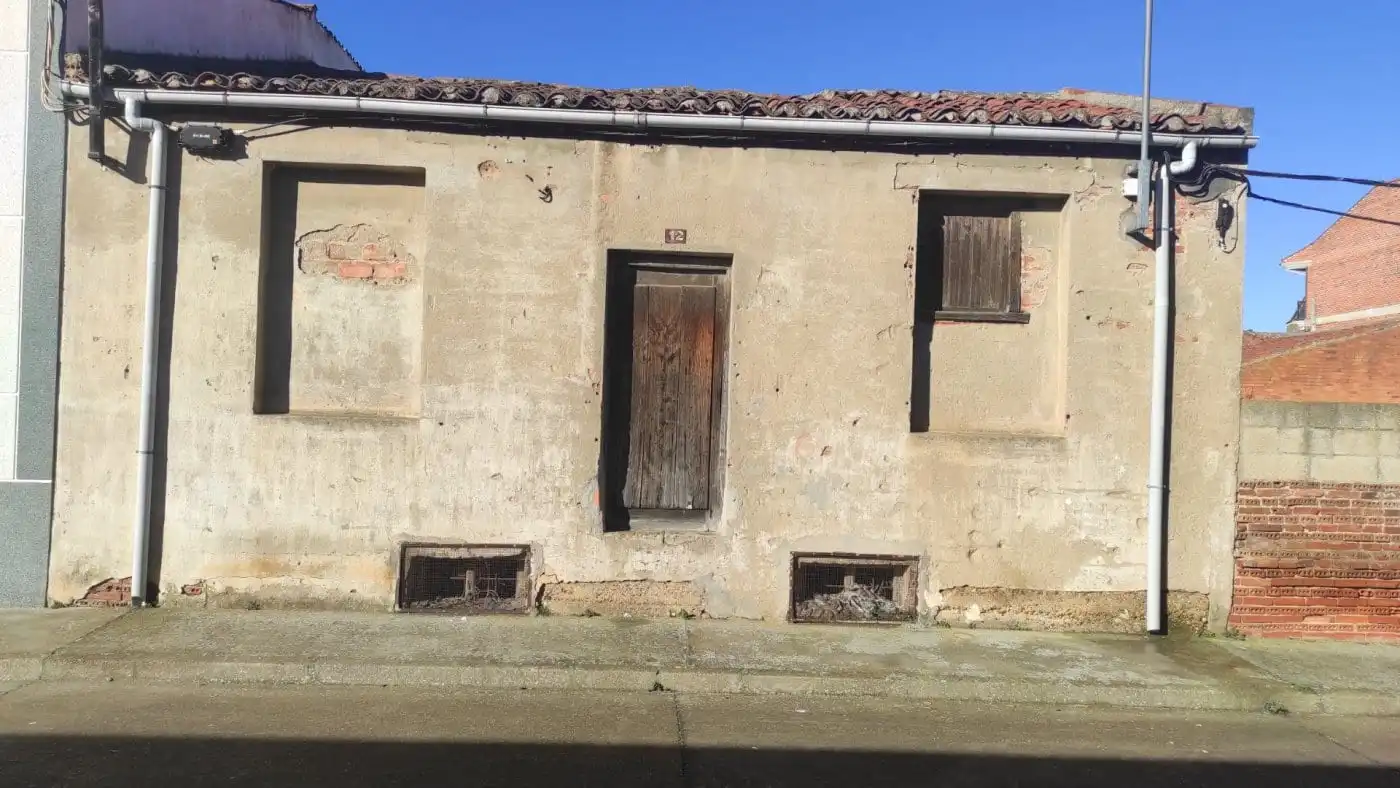 Terreni e lotti in vendita a La Bañeza, imagen 3
