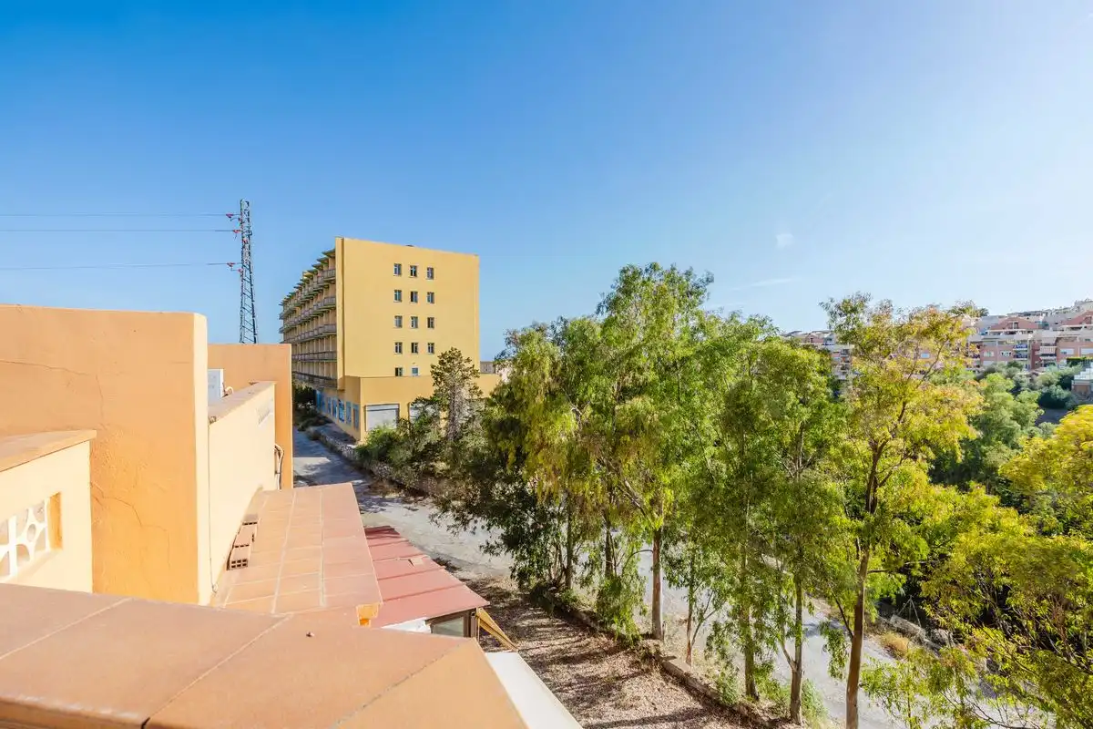 Adossat amb terrassa en venda a Calle Verdial, imagen 26