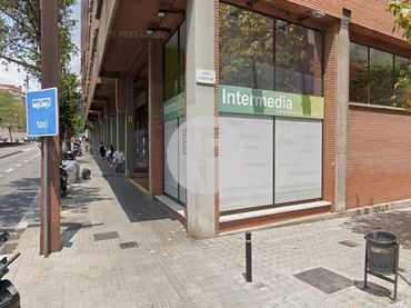Local comercial en venta en Les Corts