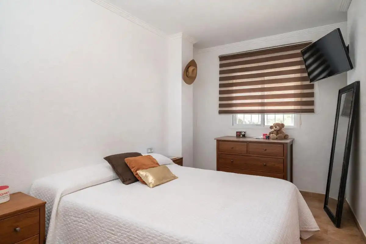 Habitación de Casa o chalet en venta en Mutxamel con Aire acondicionado, Calefacción y Jardín privado