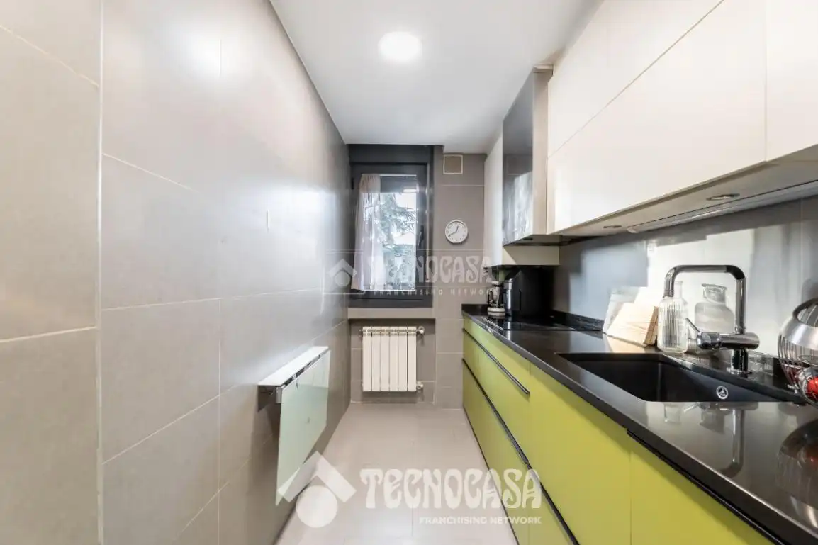 Cocina de Piso en venta en Torrelodones con Aire acondicionado, Calefacción y Terraza