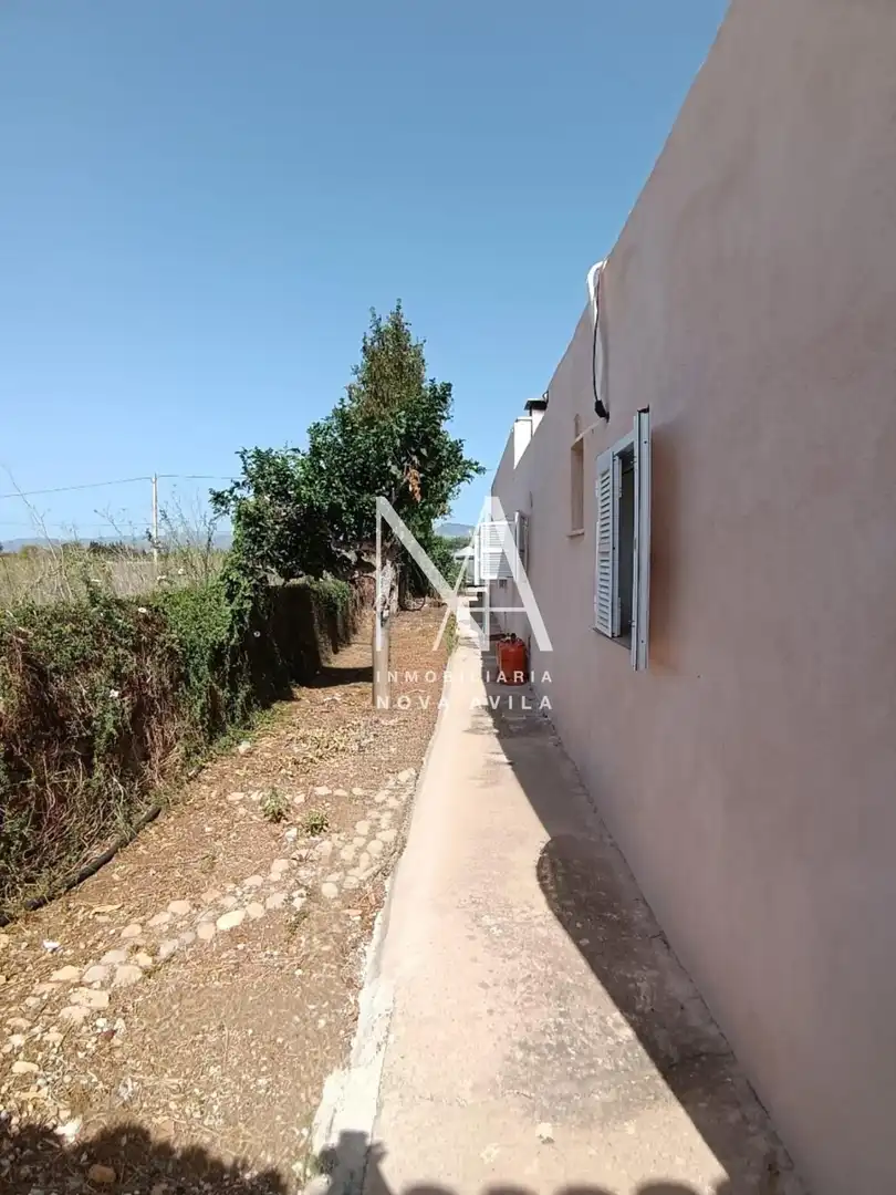 Vista exterior de Finca rústica en venda en Sencelles amb Calefacció, Jardí privat i Piscina