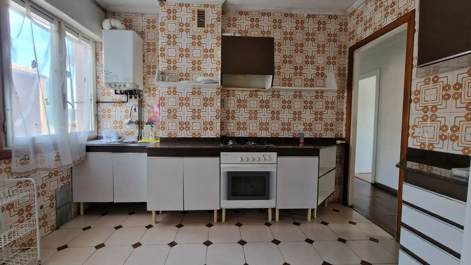 Cocina de Piso en venta en Torrelavega  con Calefacción y Balcón