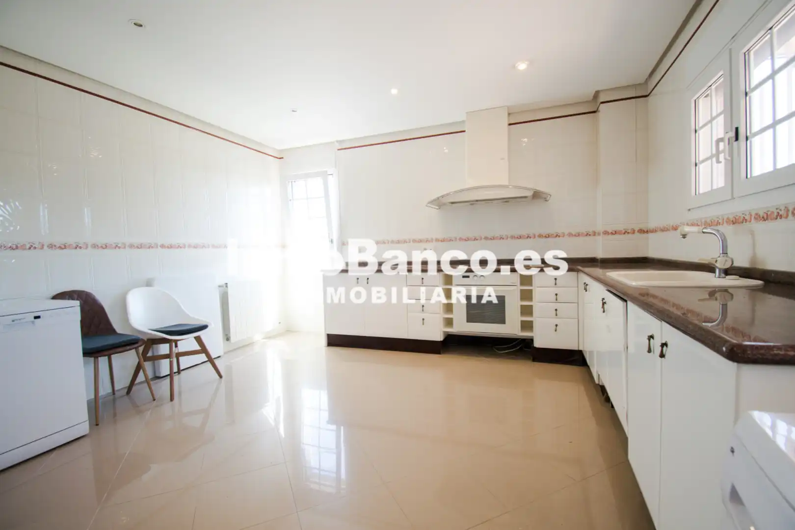 Cocina de Casa o chalet en venta en Chiva con Aire acondicionado, Calefacción y Jardín privado