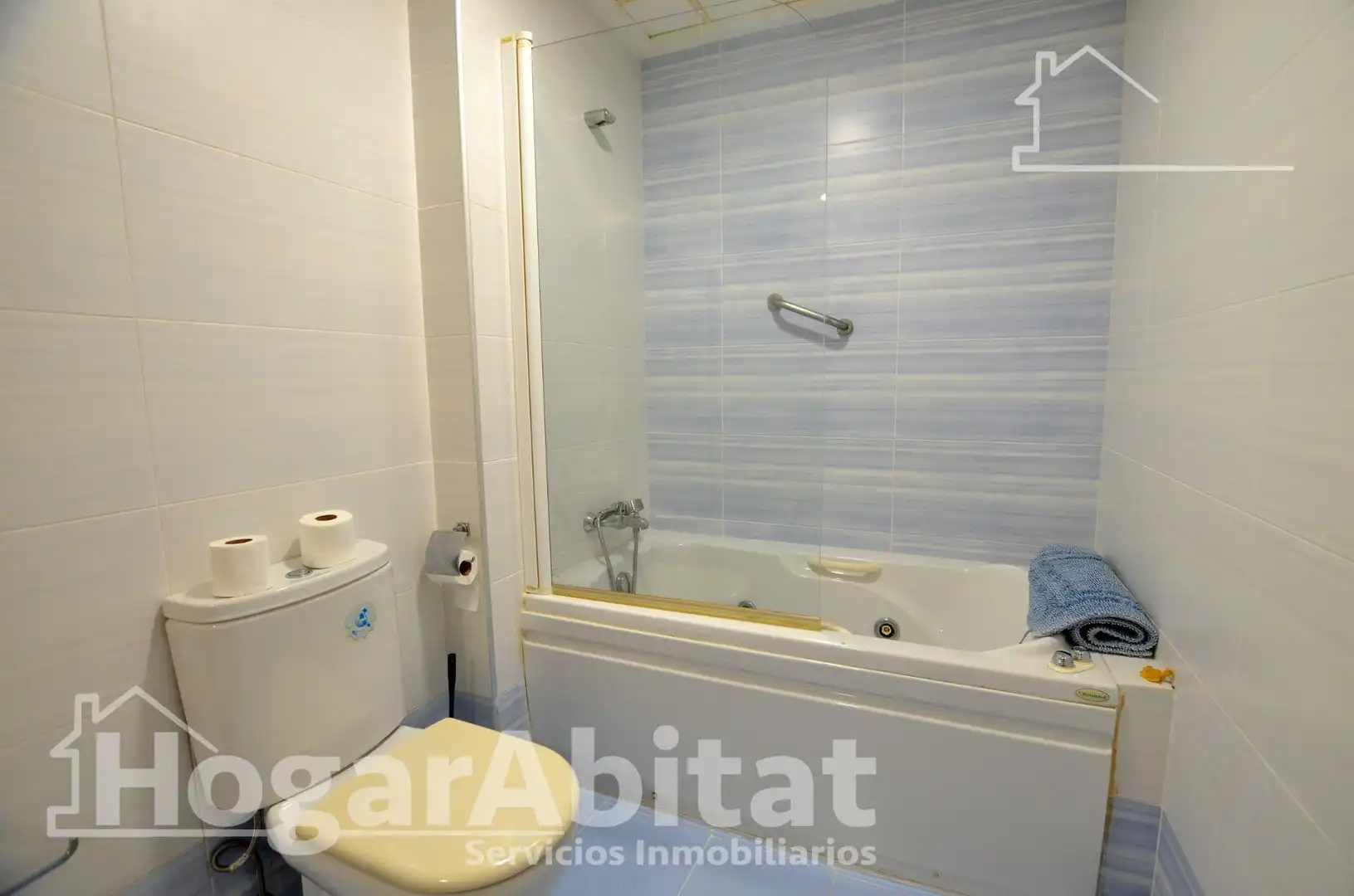 Bathroom of Flat for sale in Elche / Elx  with Air Conditioner, Heating and Terrace