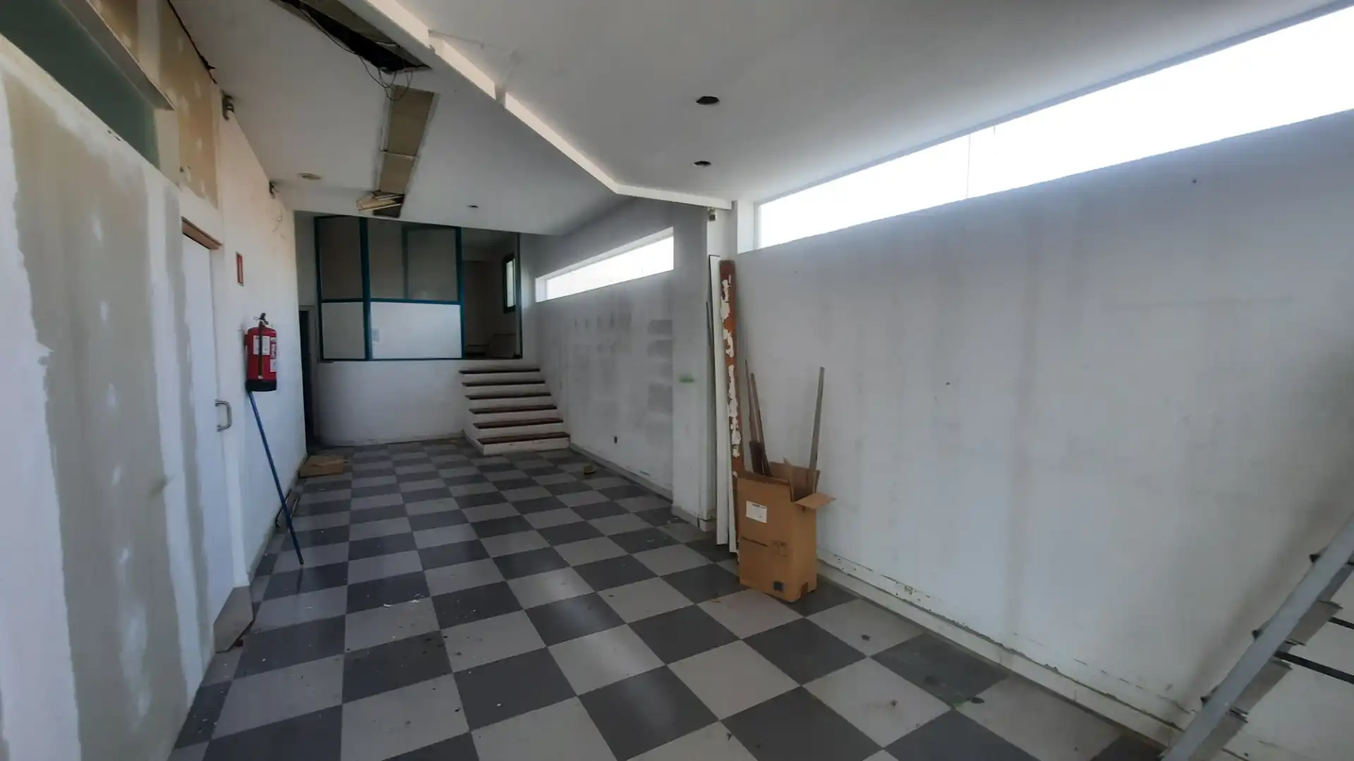 Local comercial de lloguer a Avenida de Emilio Martínez Garrido 3, imagen 12