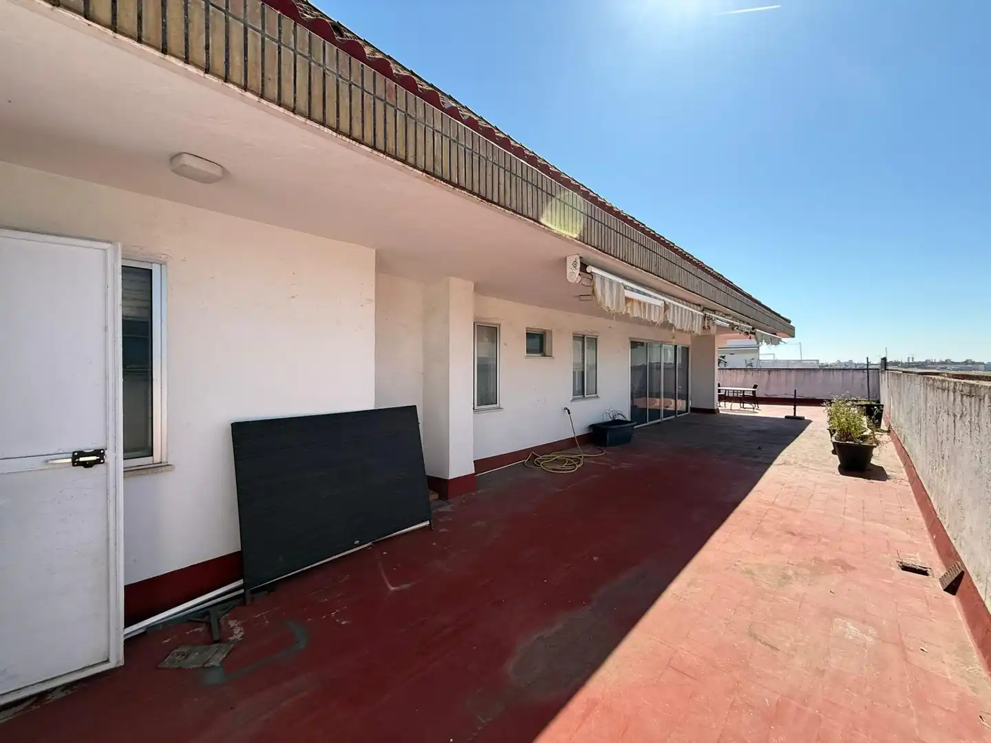 Außenansicht von Dachboden zur Miete in Sevilla mit Klimaanlage und Terrasse