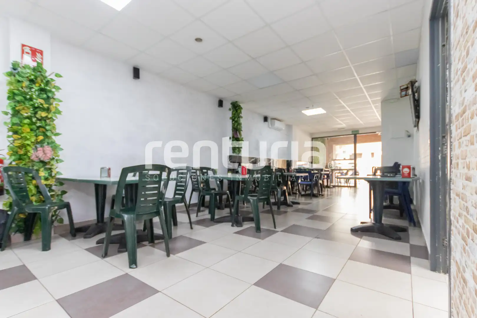 Local en venta en Gandia con Aire acondicionado, Terraza y Amueblado
