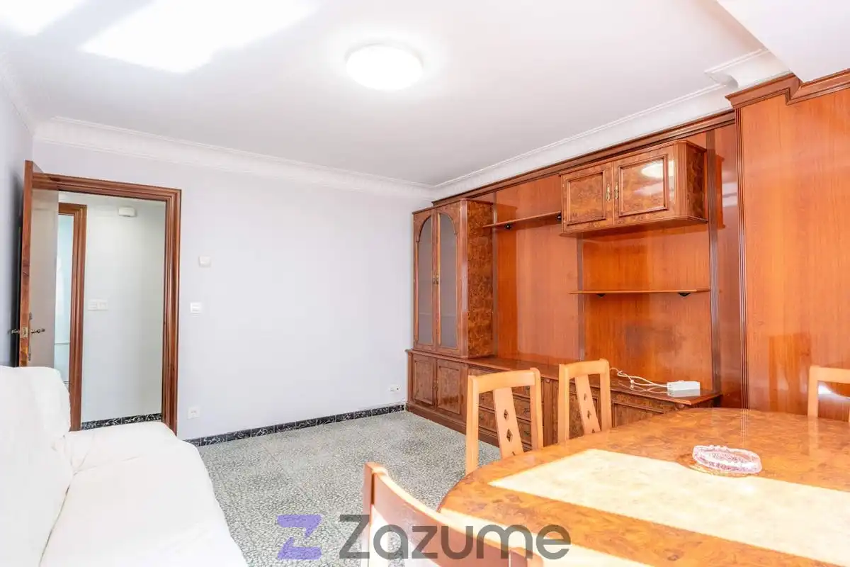 Flat with lift to rent in C. del Dr. Julián Sanz Ibáñez, imagen 2