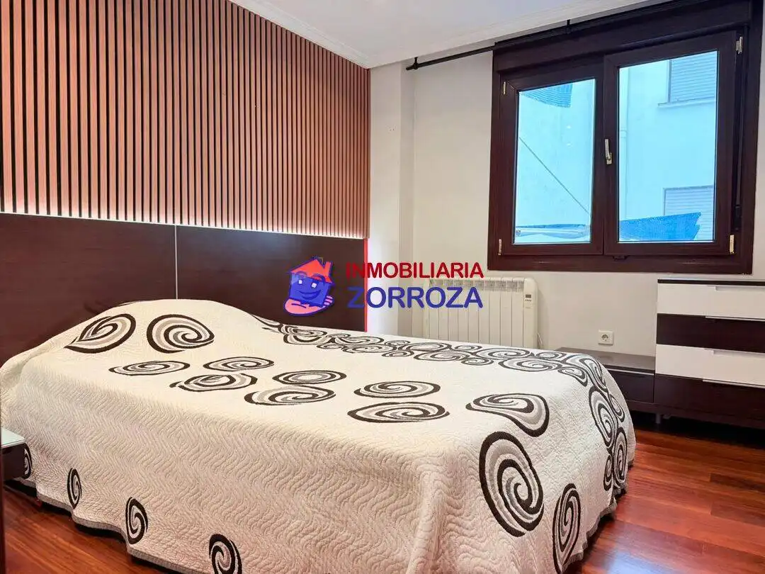 Bedroom of Flat for sale in Bilbao   with Heating and Furnished