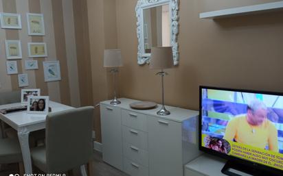 Sala d'estar de Apartament en venda en  Cádiz Capital