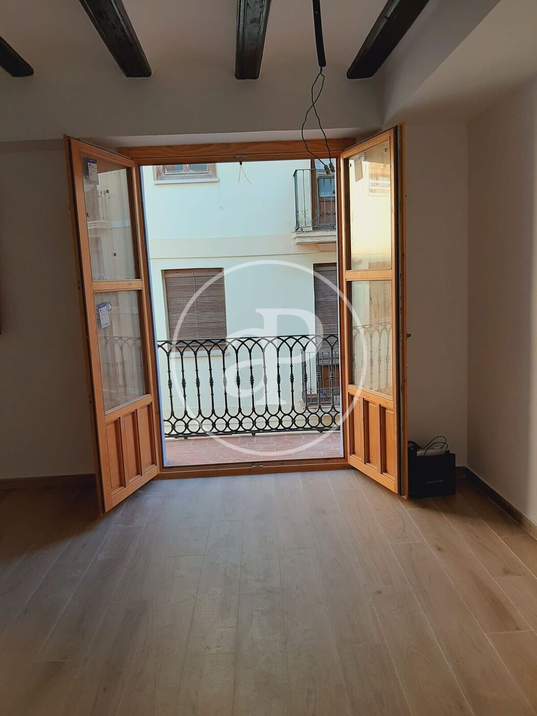 Flat to rent in  Valencia Capital  with Air Conditioner, Heating and Terrace