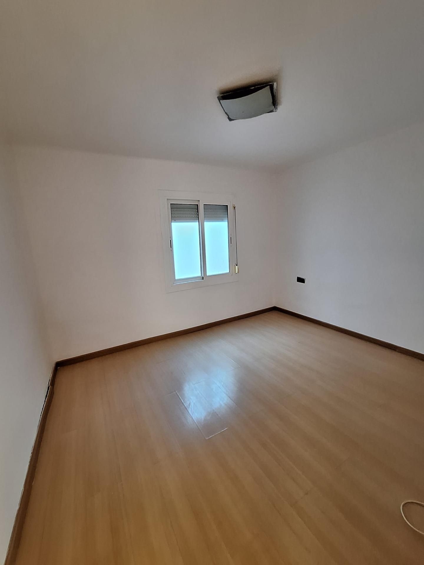 Dormitori de Pis en venda en Ripollet