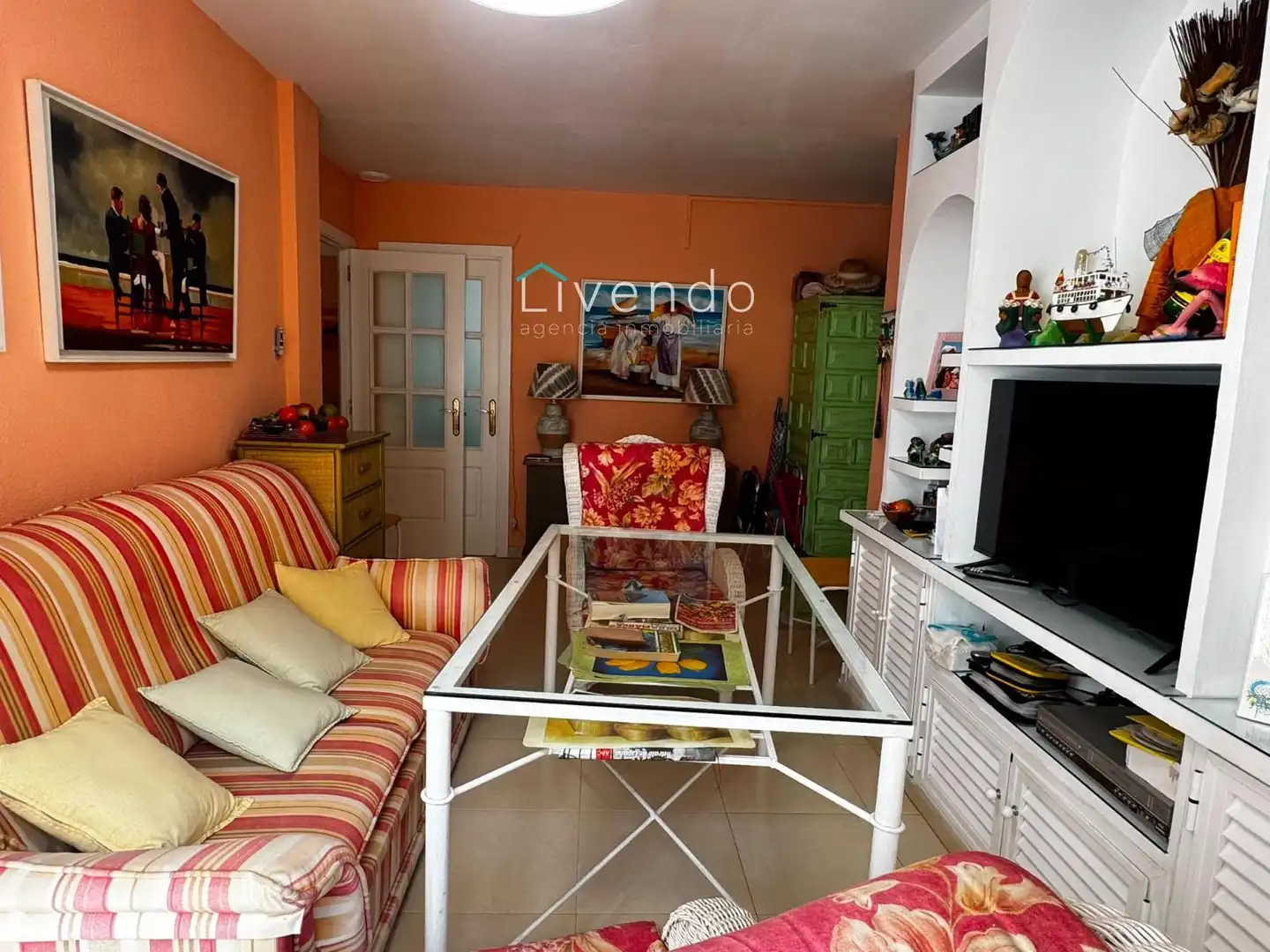 Sala d'estar de Pis en venda en Conil de la Frontera amb Terrassa i Moblat