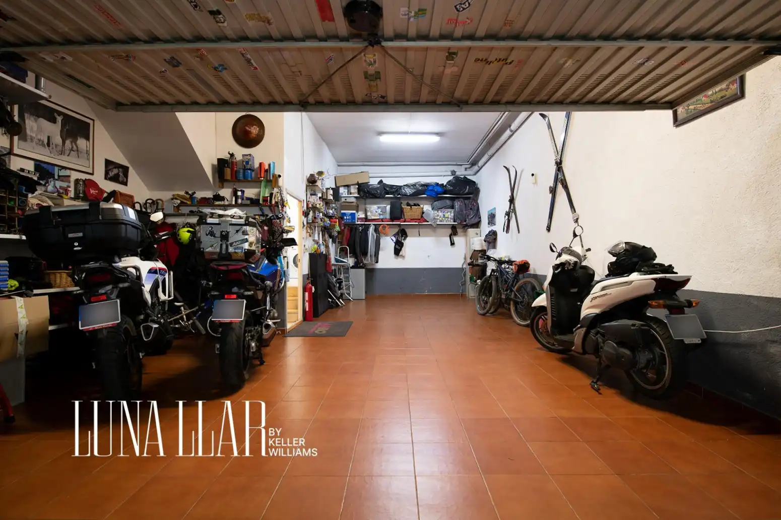 Parking of Detached homes for sale in Sant Joan Despí  with Heating and Parquet flooring