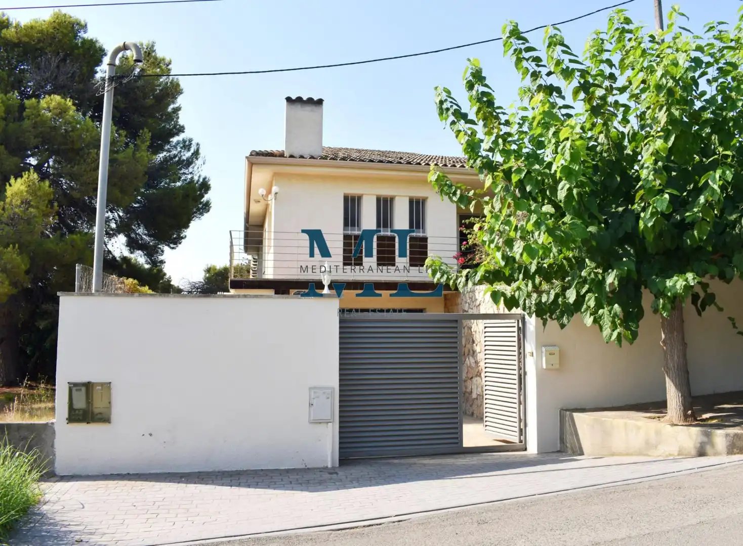 Exterior view of Houses for sale in Roda de Berà  with Heating and Swimming Pool
