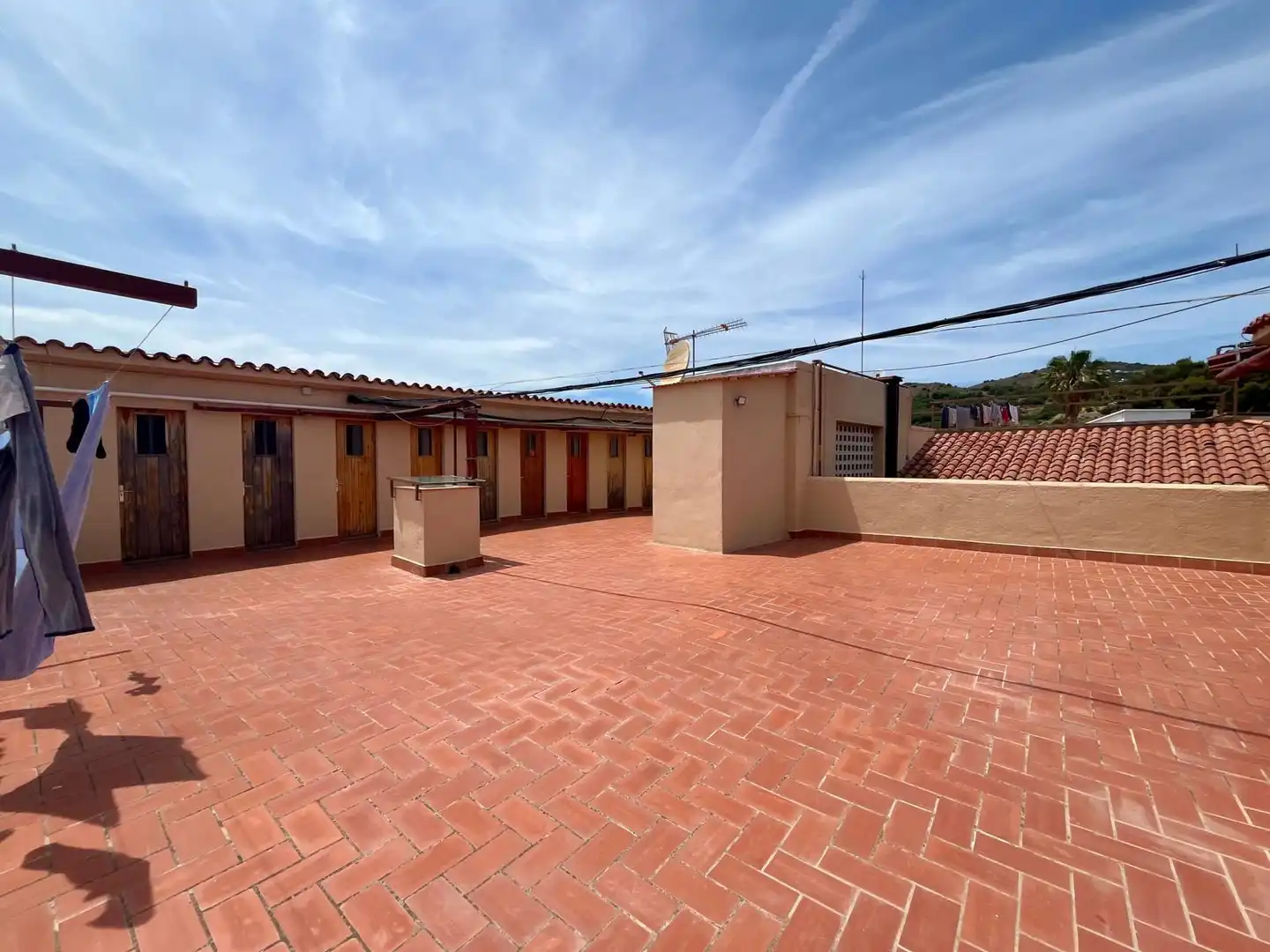 Vista exterior de Piso en venta en Alella con Aire acondicionado, Calefacción y Terraza