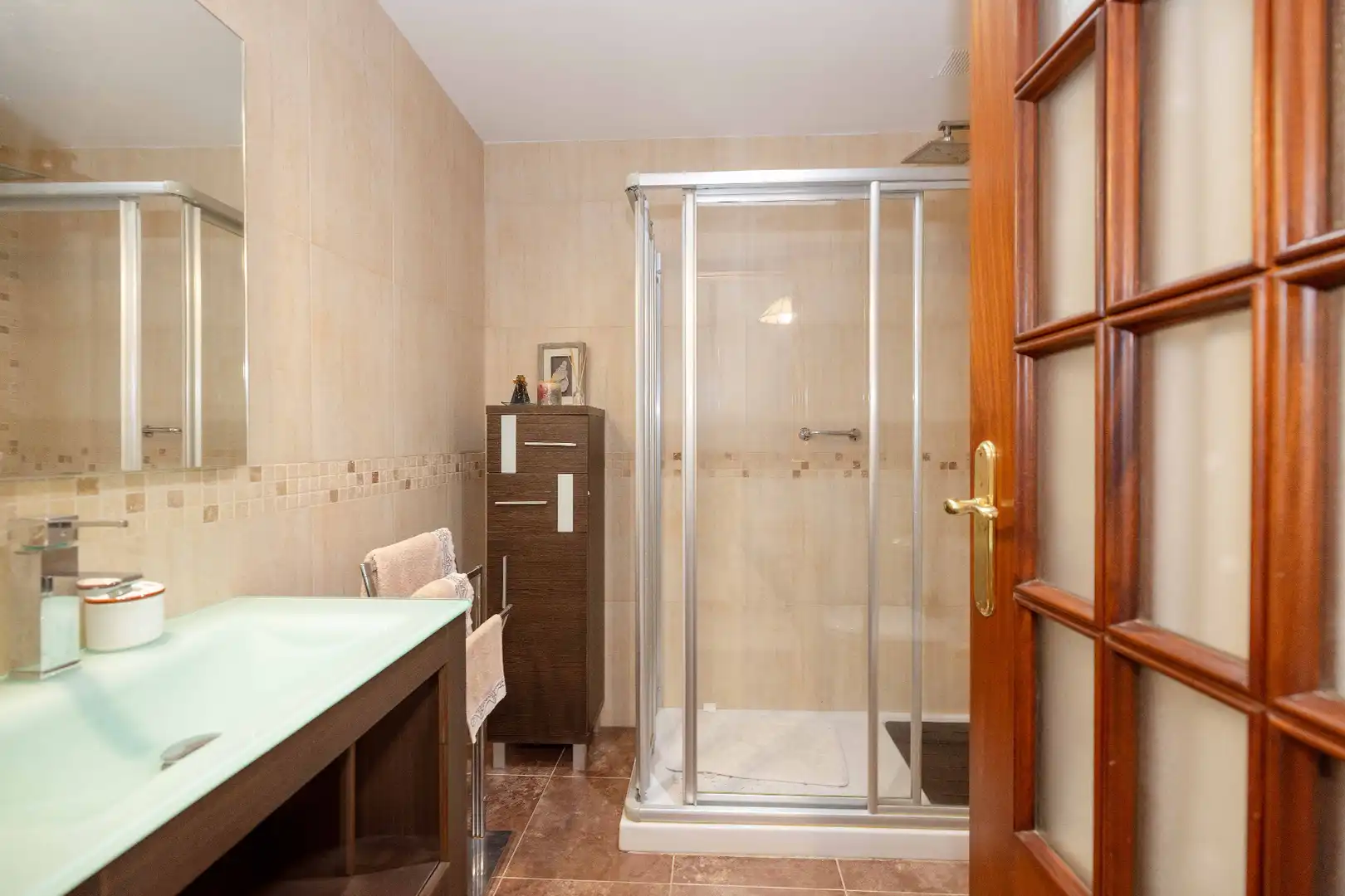Bany de Casa o xalet en venda en Málaga amb Aire condicionat, Calefacció i Jardí privat