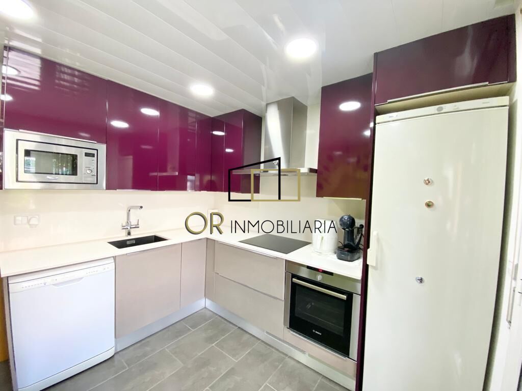 Kitchen of House or chalet for sale in Santa Margarida I Els Monjos  with Air Conditioner, Heating and Private garden