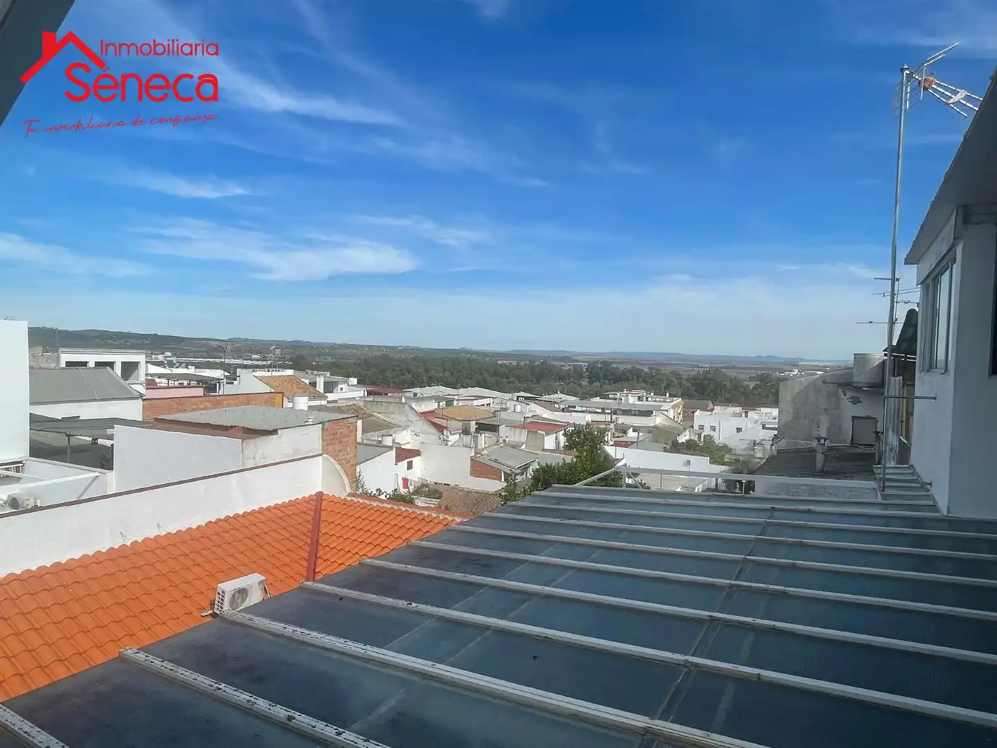 Exterior view of Detached homes for sale in El Carpio  with Air Conditioner, Heating and Furnished