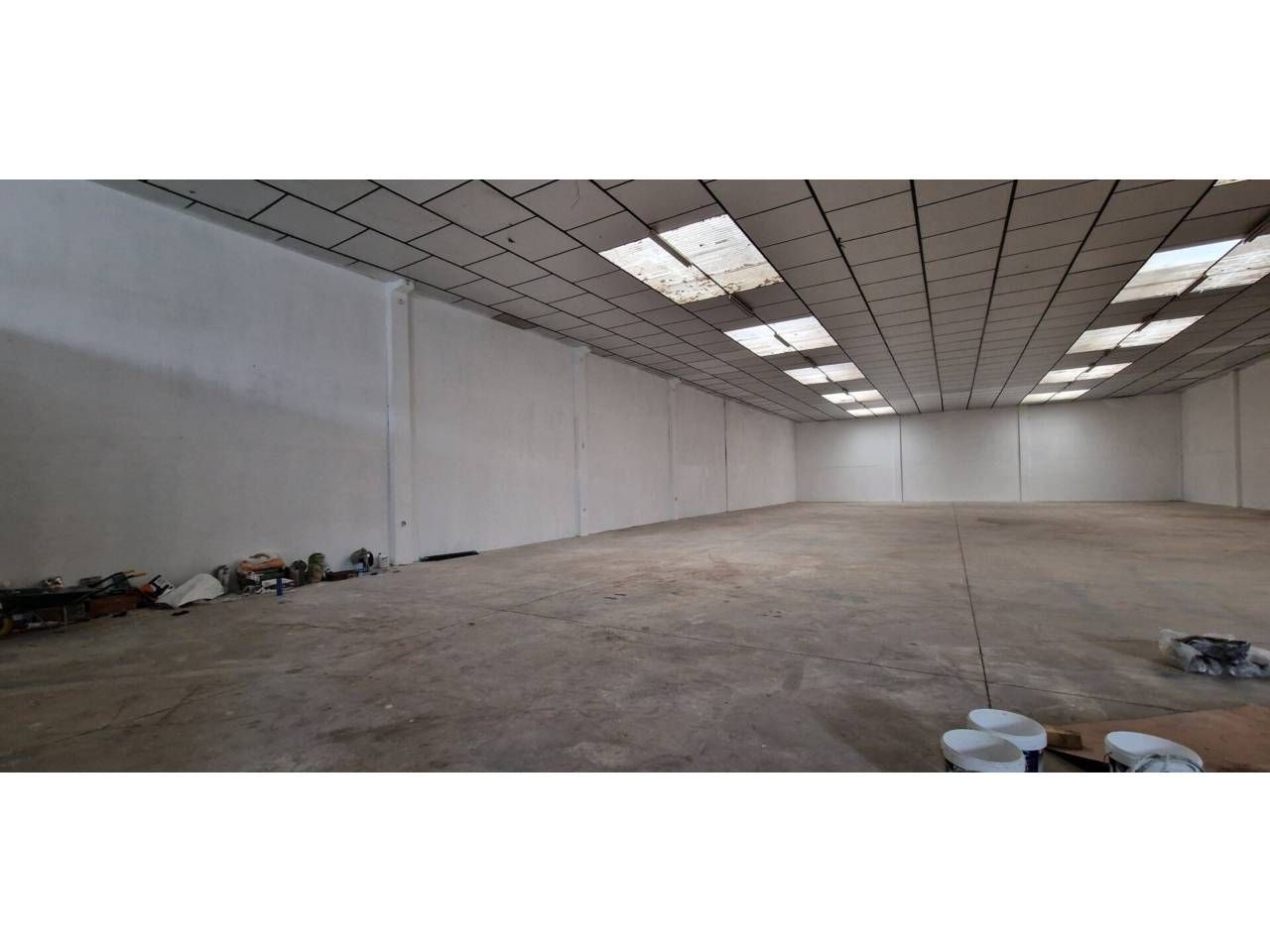 Nave industrial de alquiler en Montornès del Vallès