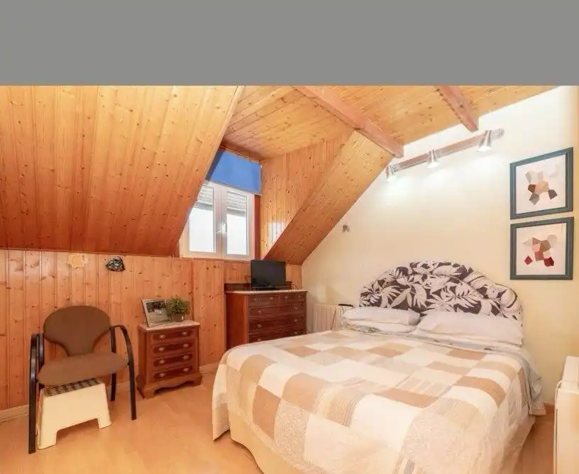 Habitación de Casa o chalet en venta en Zaragoza con Aire acondicionado, Calefacción y Jardín privado