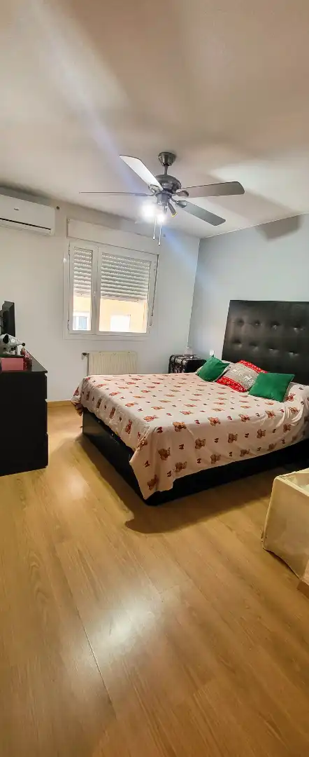 Bedroom of Flat for sale in Valdemoro  with Air Conditioner, Heating and Private garden