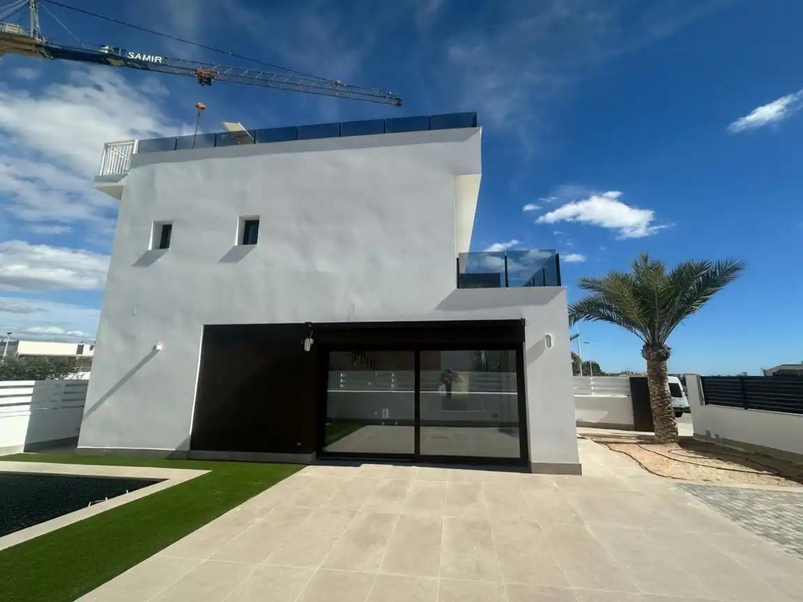 Casa aparellada d'obra nova en venda a Carrer Cuba, imagen 2
