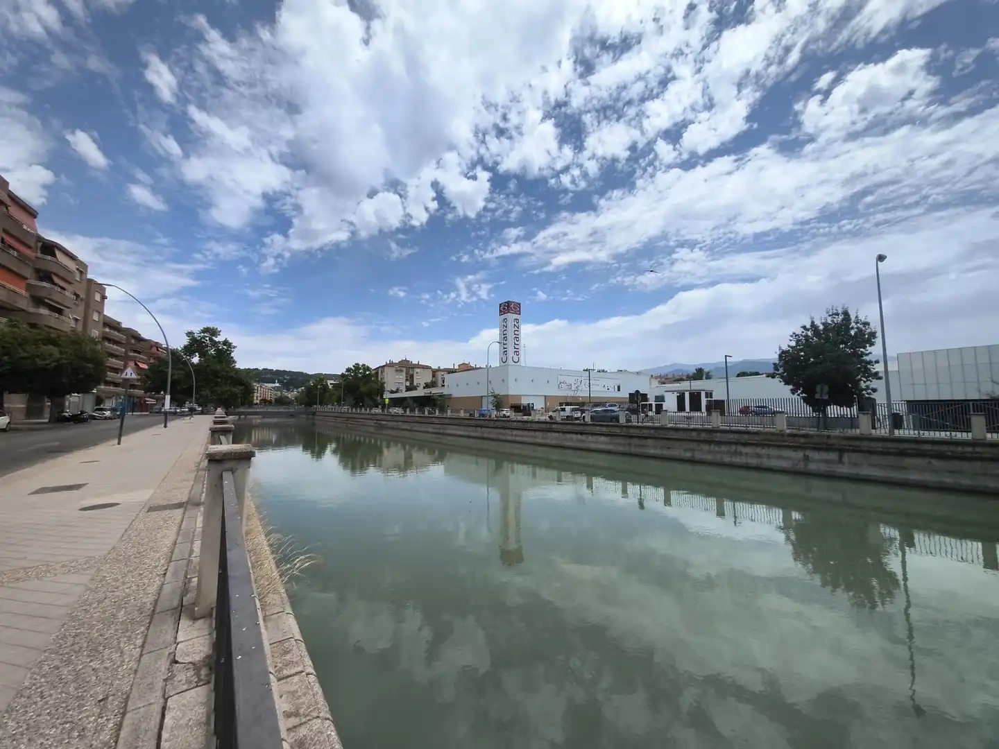 Exterior view of Flat for rent in Ronda