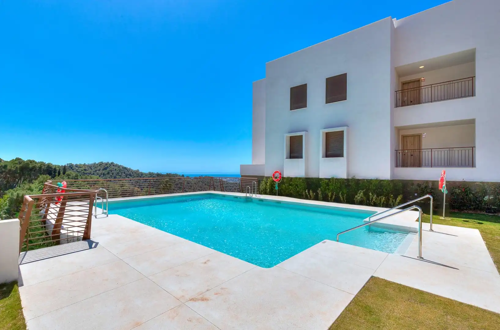 Swimming pool of Attic for sale in Istán  with Air Conditioner, Private garden and Terrace