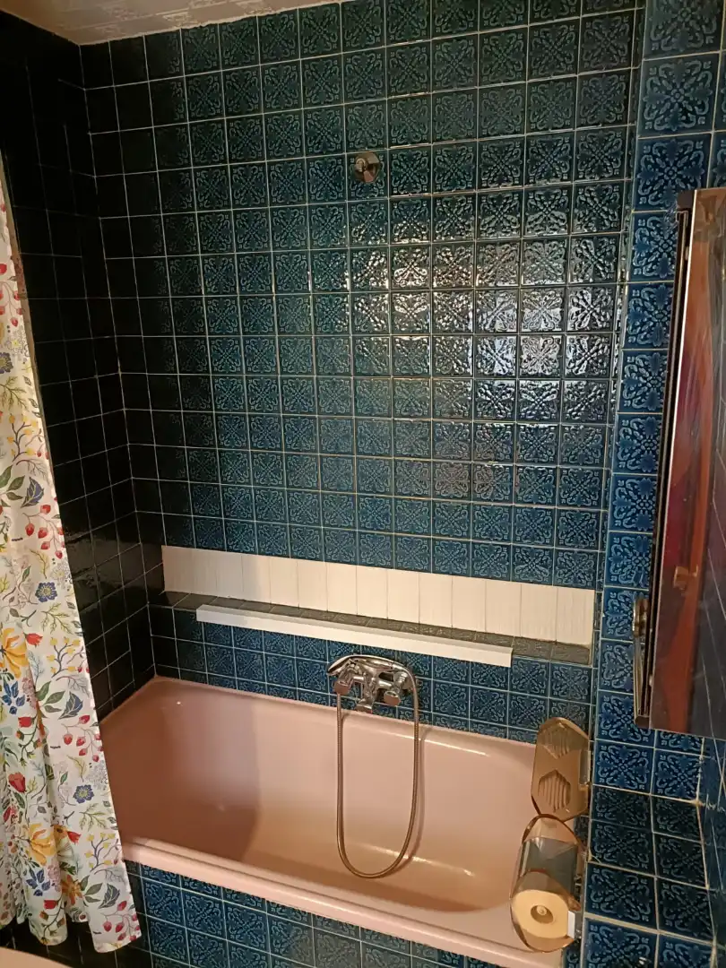 Baño de Piso de alquiler en Granada con Calefacción, Terraza y Amueblado