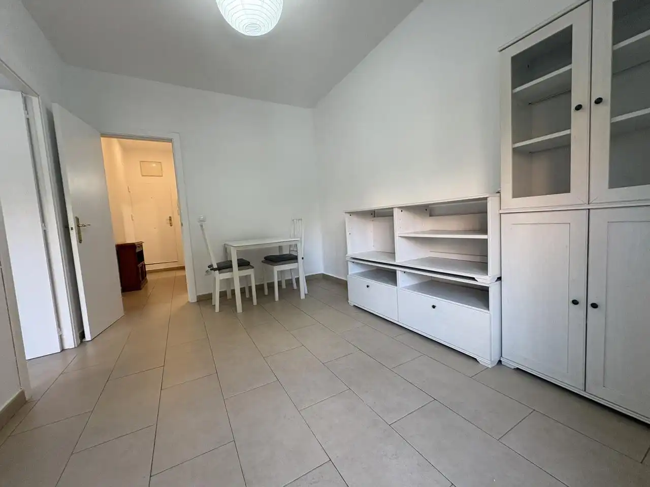 Sala de estar de Piso de alquiler en Madrid con Aire acondicionado y Balcón