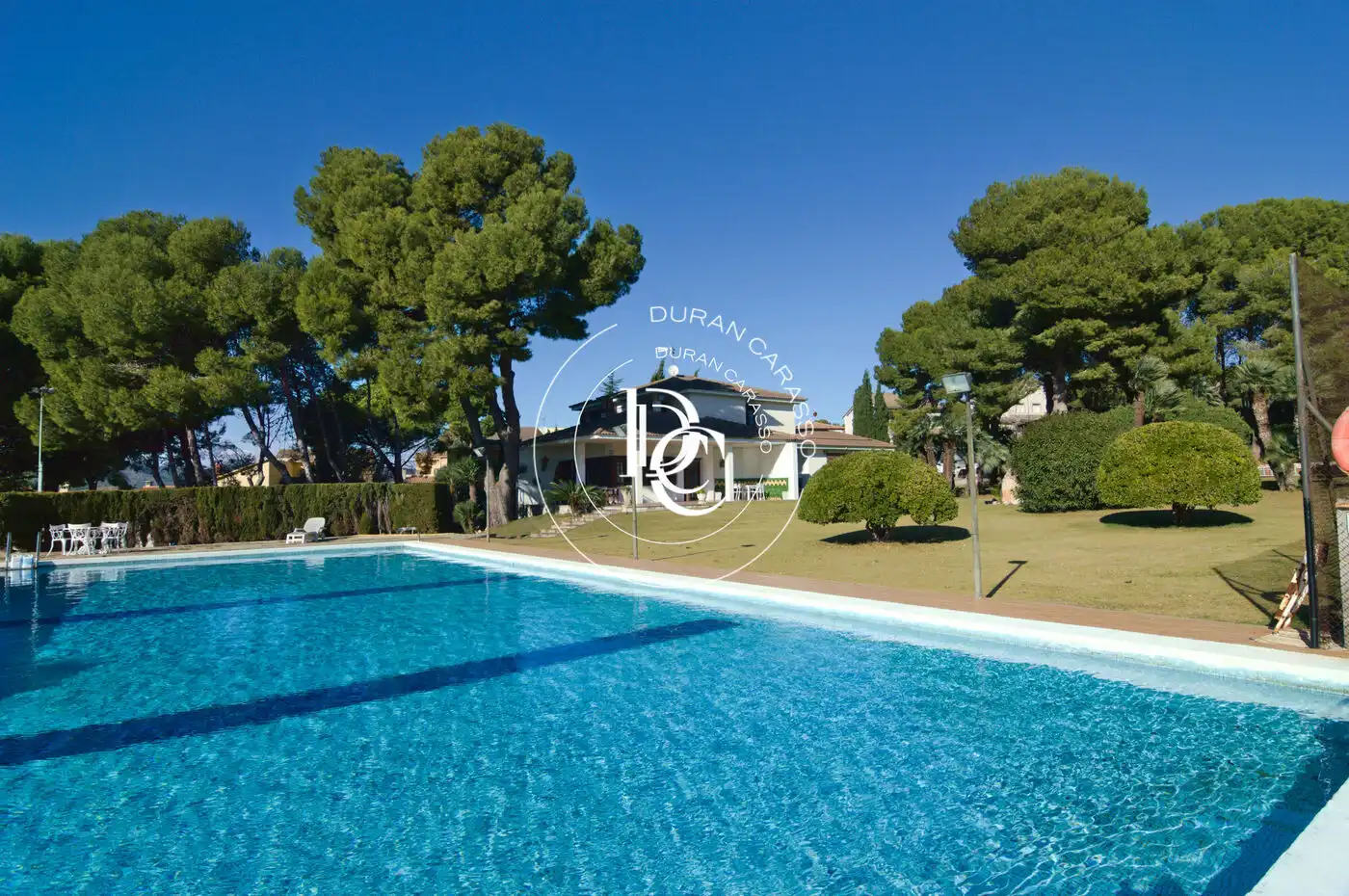Piscina de Casa o xalet en venda en El Vendrell amb Aire condicionat, Calefacció i Jardí privat