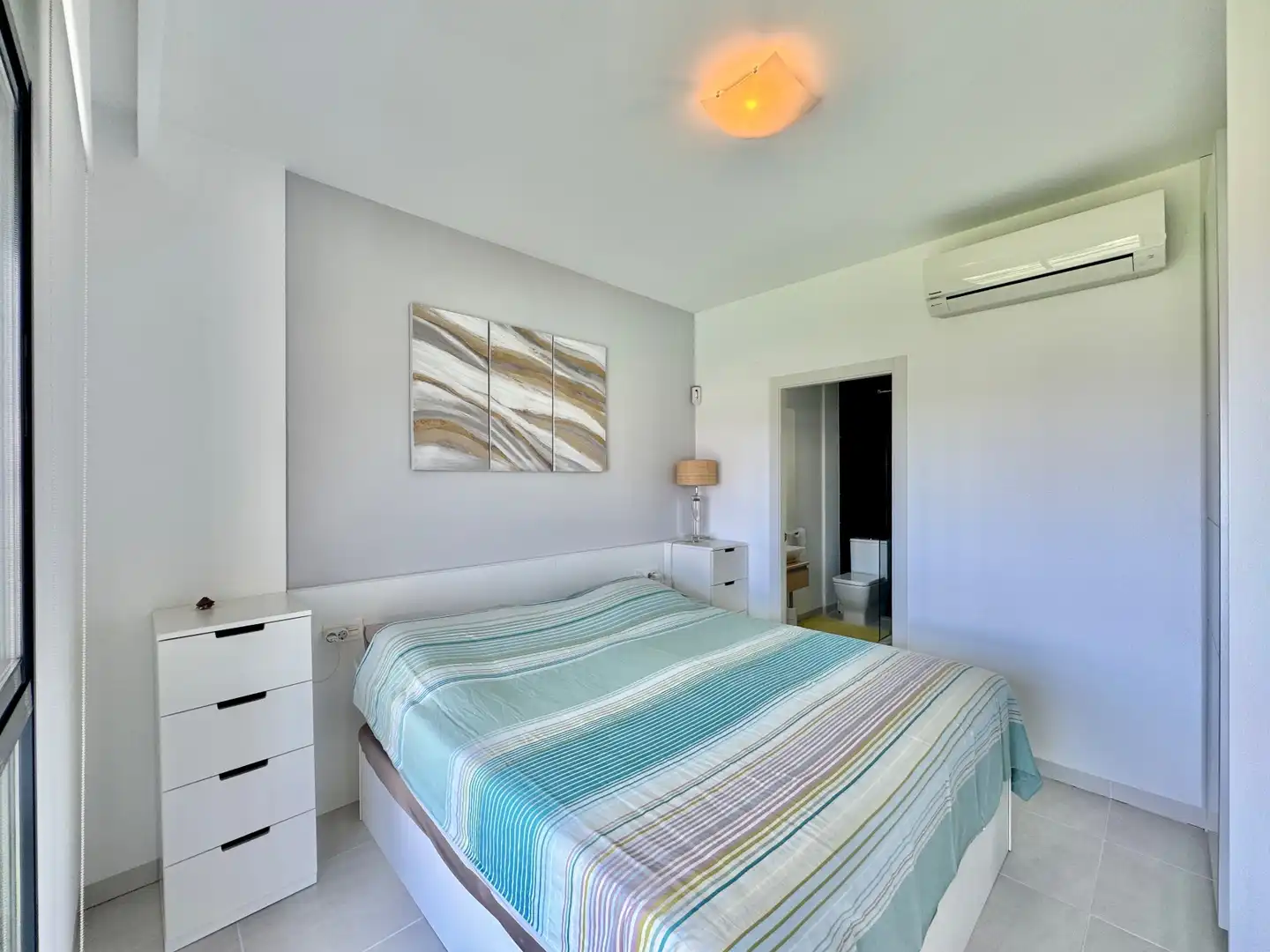 Dormitori de Apartament en venda en Orihuela amb Jardí privat, Traster i Piscina