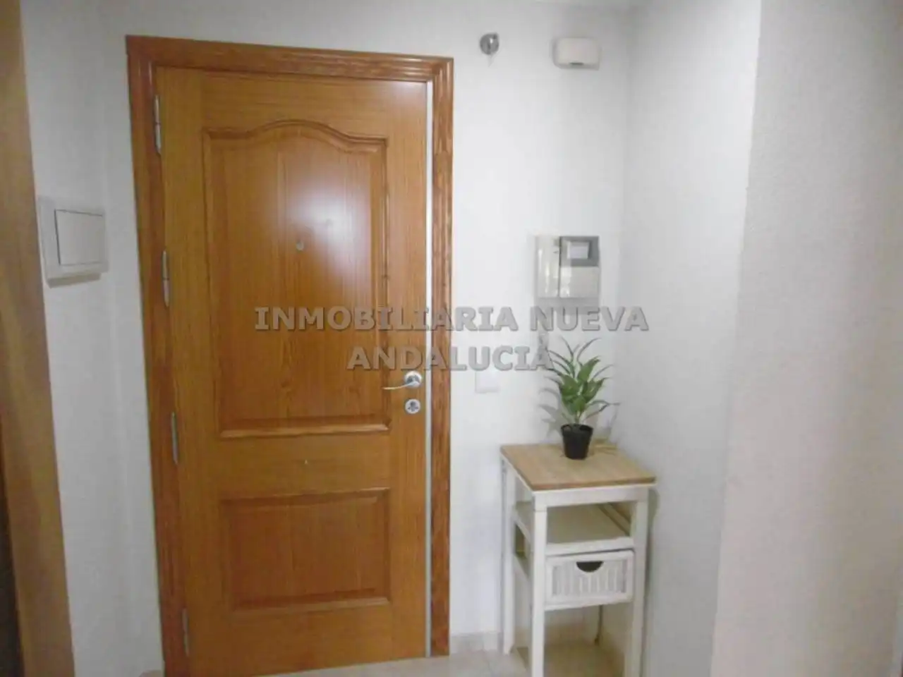 Wohnung zur Miete in Almería mit Klimaanlage, Heizung und Terrasse