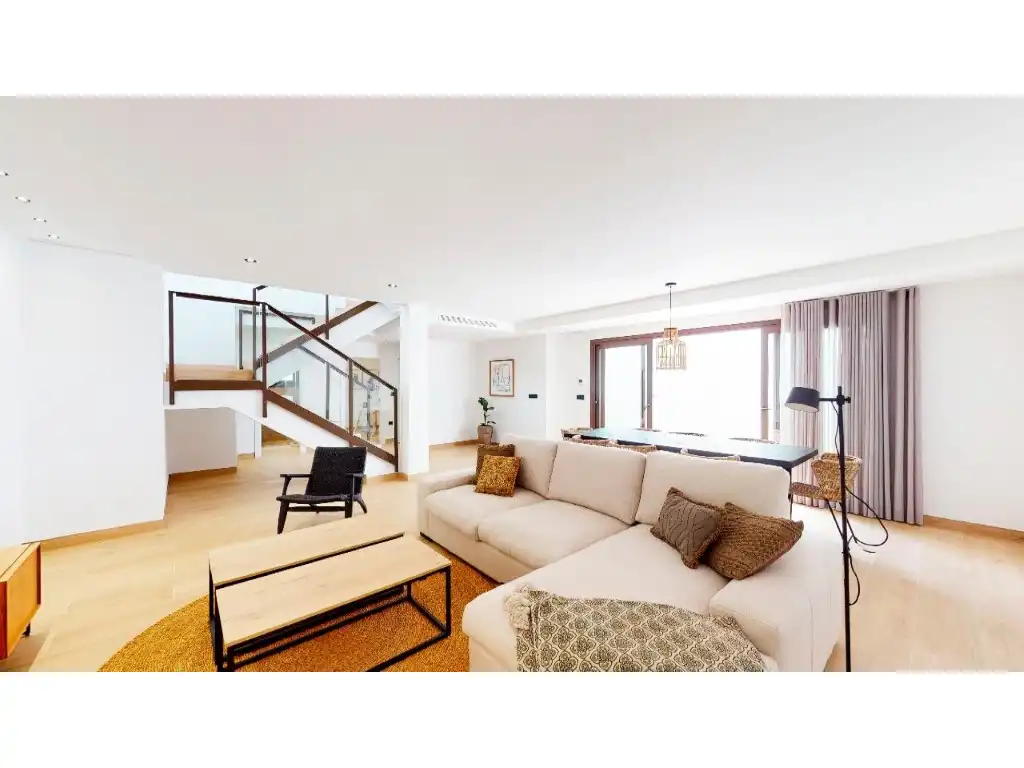 Sala d'estar de Casa o xalet en venda en Finestrat amb Aire condicionat, Jardí privat i Piscina