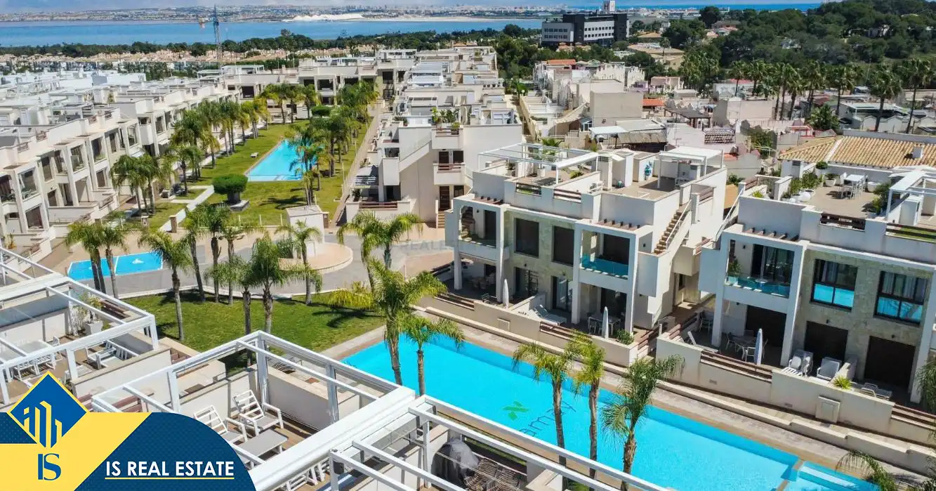 Apartamento con piscina en venta en Los Balcones - Los Altos, imagen 5