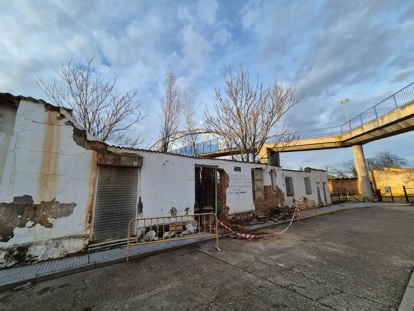 Vista exterior de Casa o xalet en venda en Venta de Baños