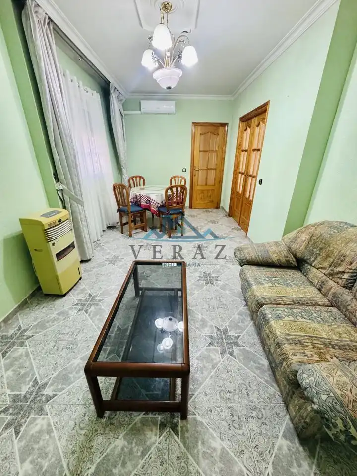 Vista exterior de Casa o xalet en venda en Talavera de la Reina amb Aire condicionat, Calefacció i Jardí privat