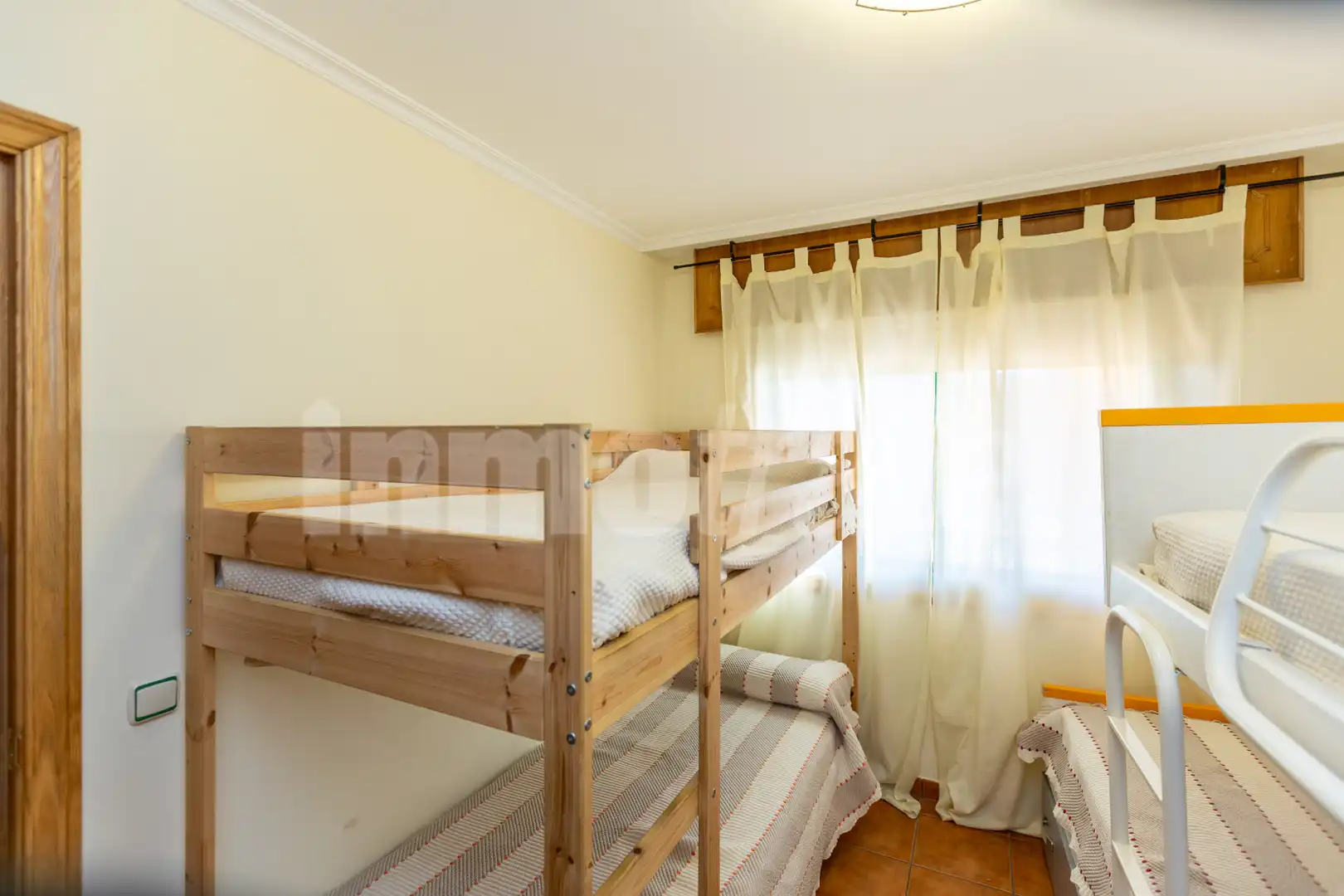 Dormitori de Apartament en venda en Sanxenxo amb Terrassa, Traster i Moblat